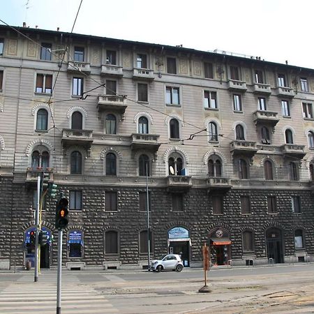 Viale Lunigiana - Penthouse - 6 People Daire Milano Dış mekan fotoğraf