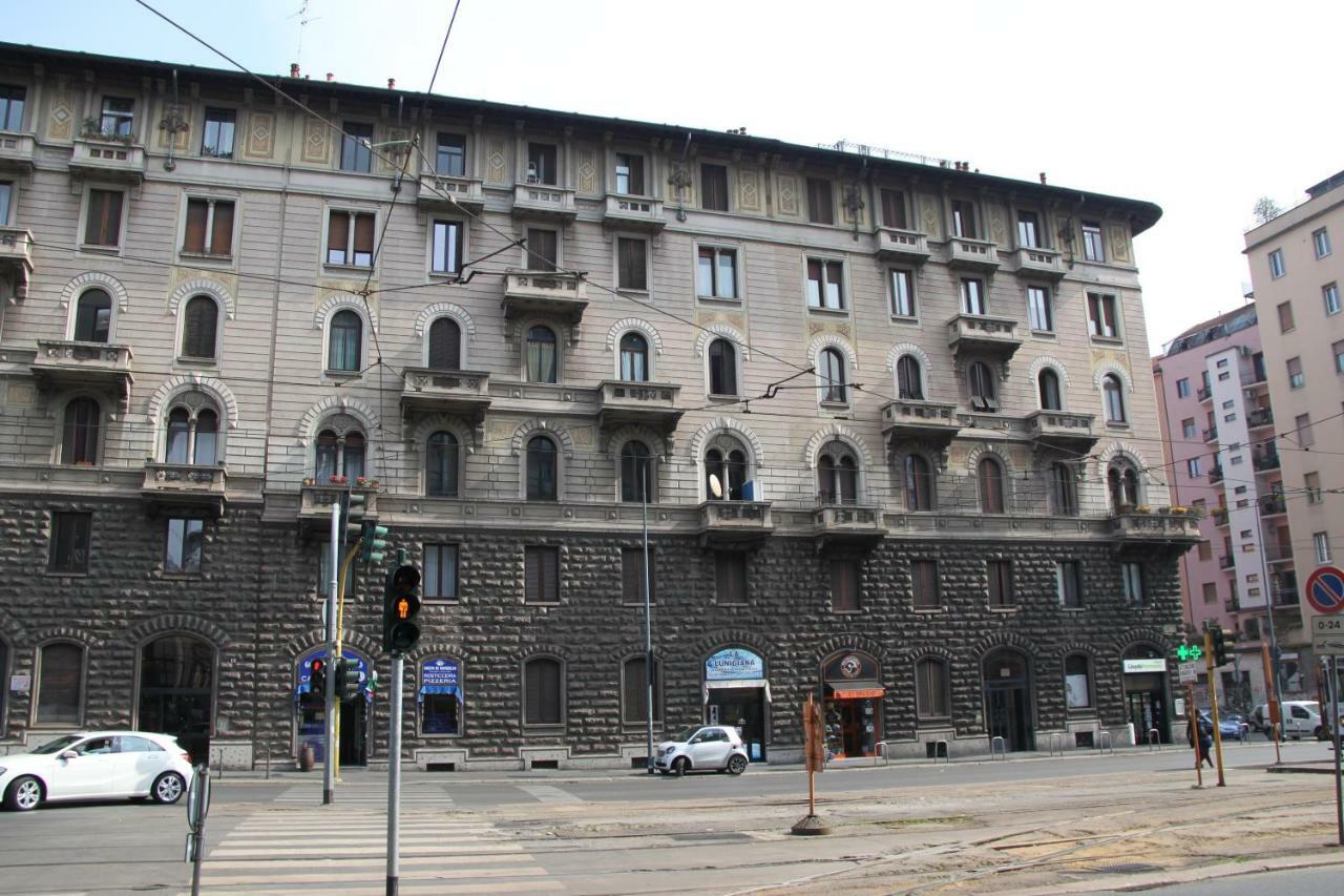 Viale Lunigiana - Penthouse - 6 People Daire Milano Dış mekan fotoğraf